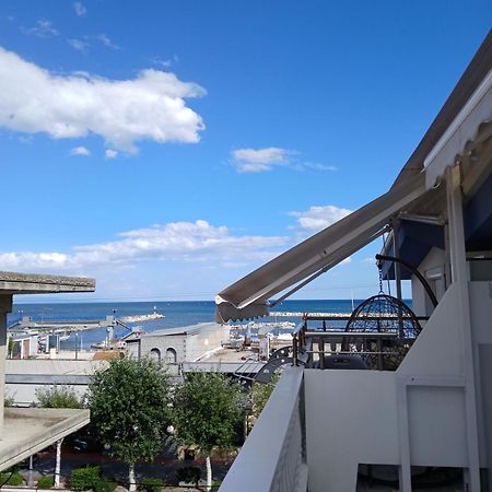 Apartmani Dedalus Paralia Katerinis Ngoại thất bức ảnh