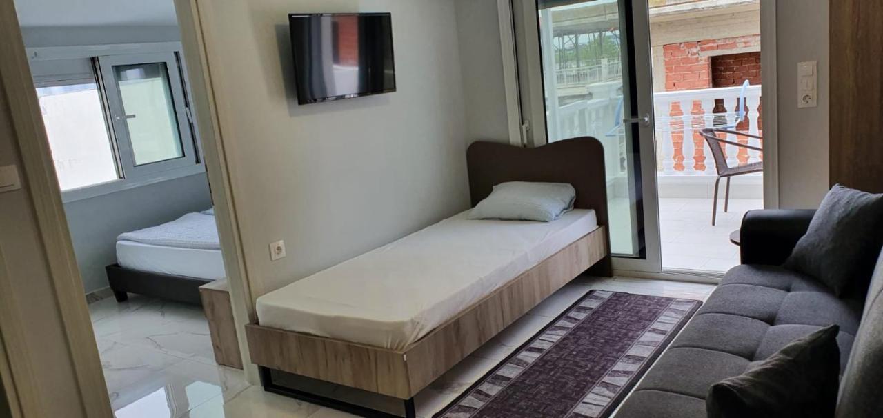 Apartmani Dedalus Paralia Katerinis Ngoại thất bức ảnh