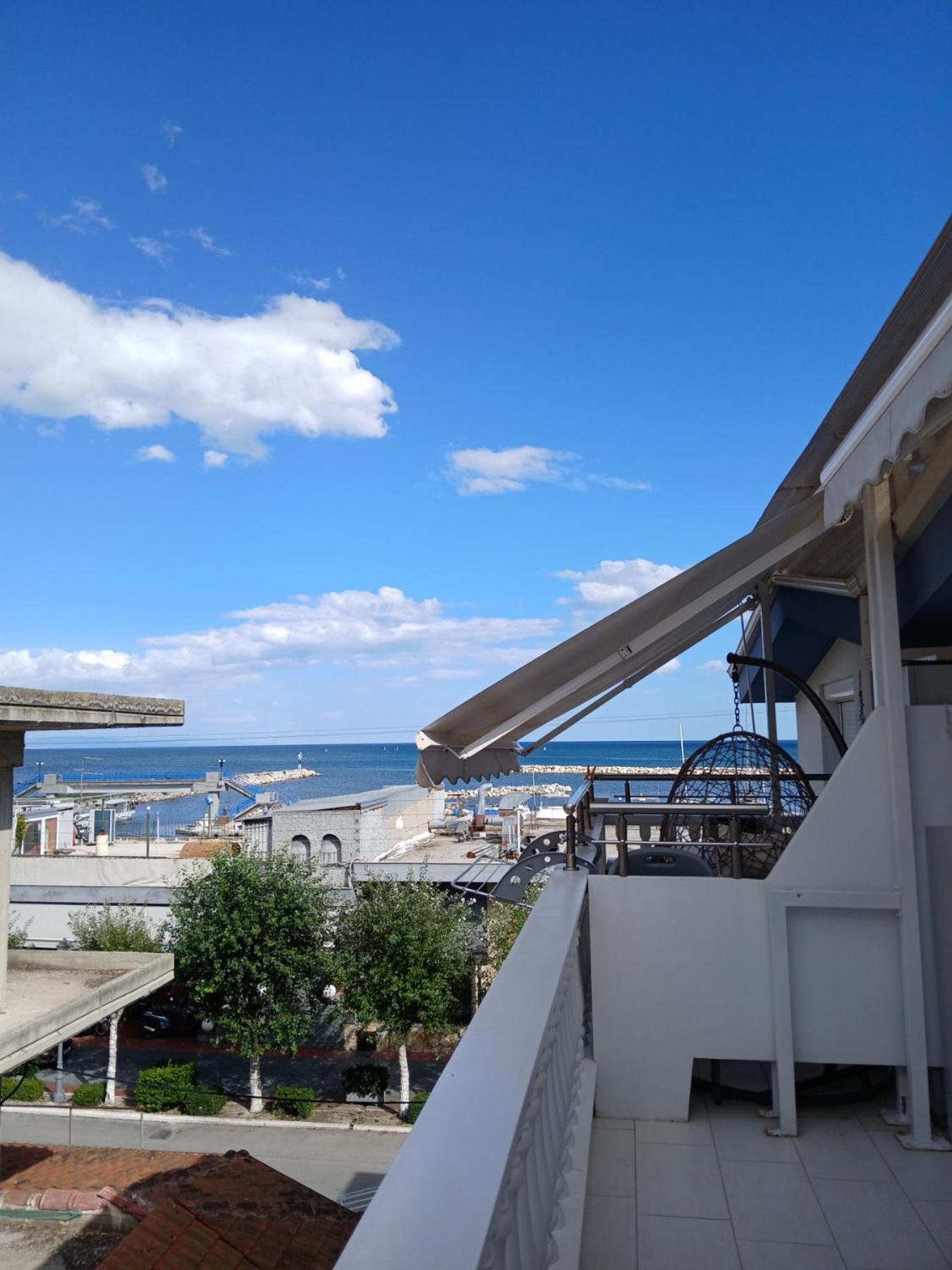 Apartmani Dedalus Paralia Katerinis Ngoại thất bức ảnh